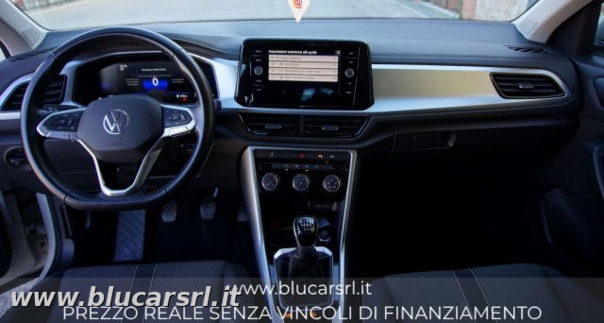 Volkswagen T-Roc 1.0 TSI Life (9)