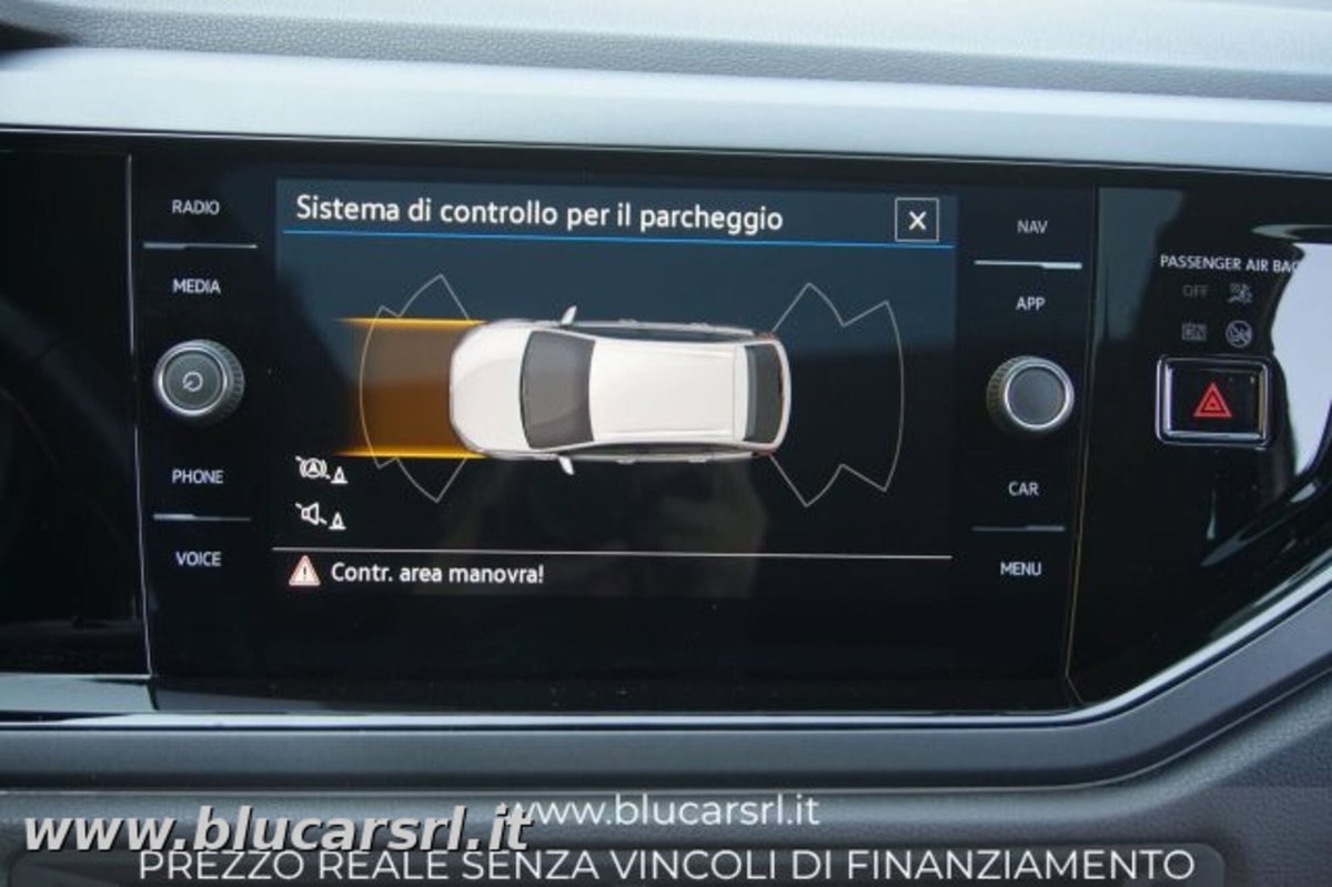 Volkswagen Taigo 1.0 TSI 110 CV R-Line (17)