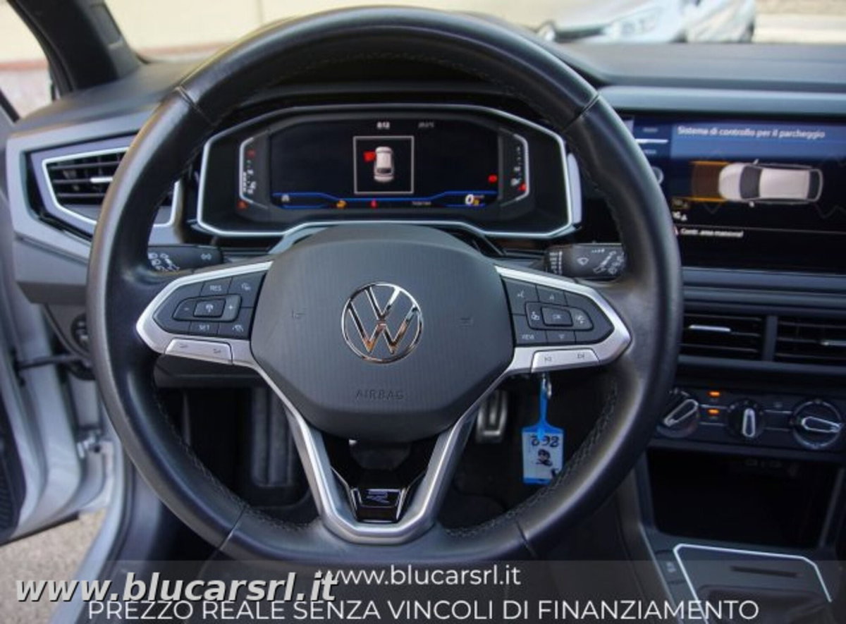 Volkswagen Taigo 1.0 TSI 110 CV R-Line (14)
