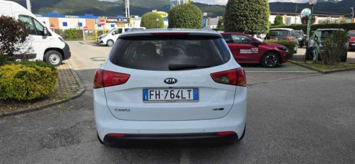 Kia cee'd Sport Wagon 1.6 CRDi 110 CV SW Cool (6)
