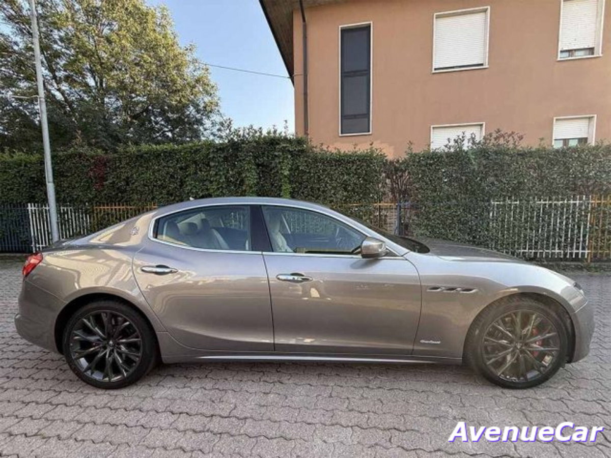 Maserati Ghibli Ghibli V6 Diesel Gransport (4)