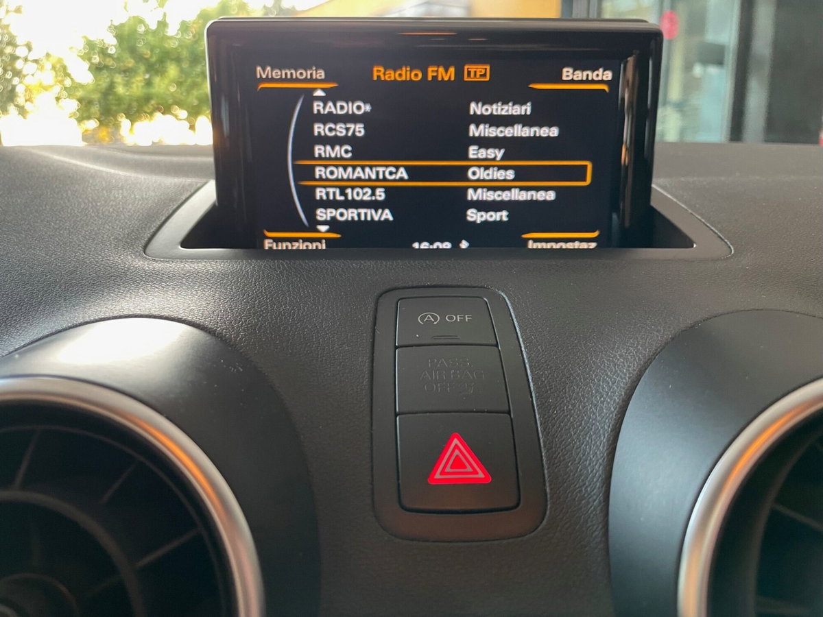 Audi A1 Sportback 1.4 TFSI 125 CV (10)