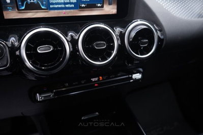 Mercedes-Benz GLA SUV 200 d Progressive Advanced Plus 4matic auto (16)