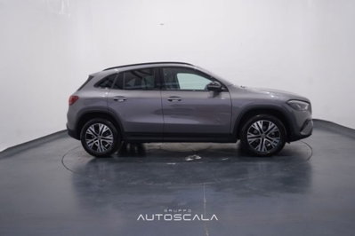 Mercedes-Benz GLA SUV 200 d Progressive Advanced Plus 4matic auto (7)