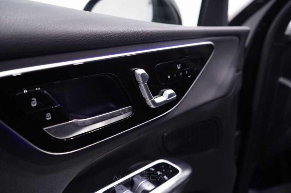 Mercedes-Benz GLC 220 d 4Matic Mild Hybrid AMG Advanced Plus (11)