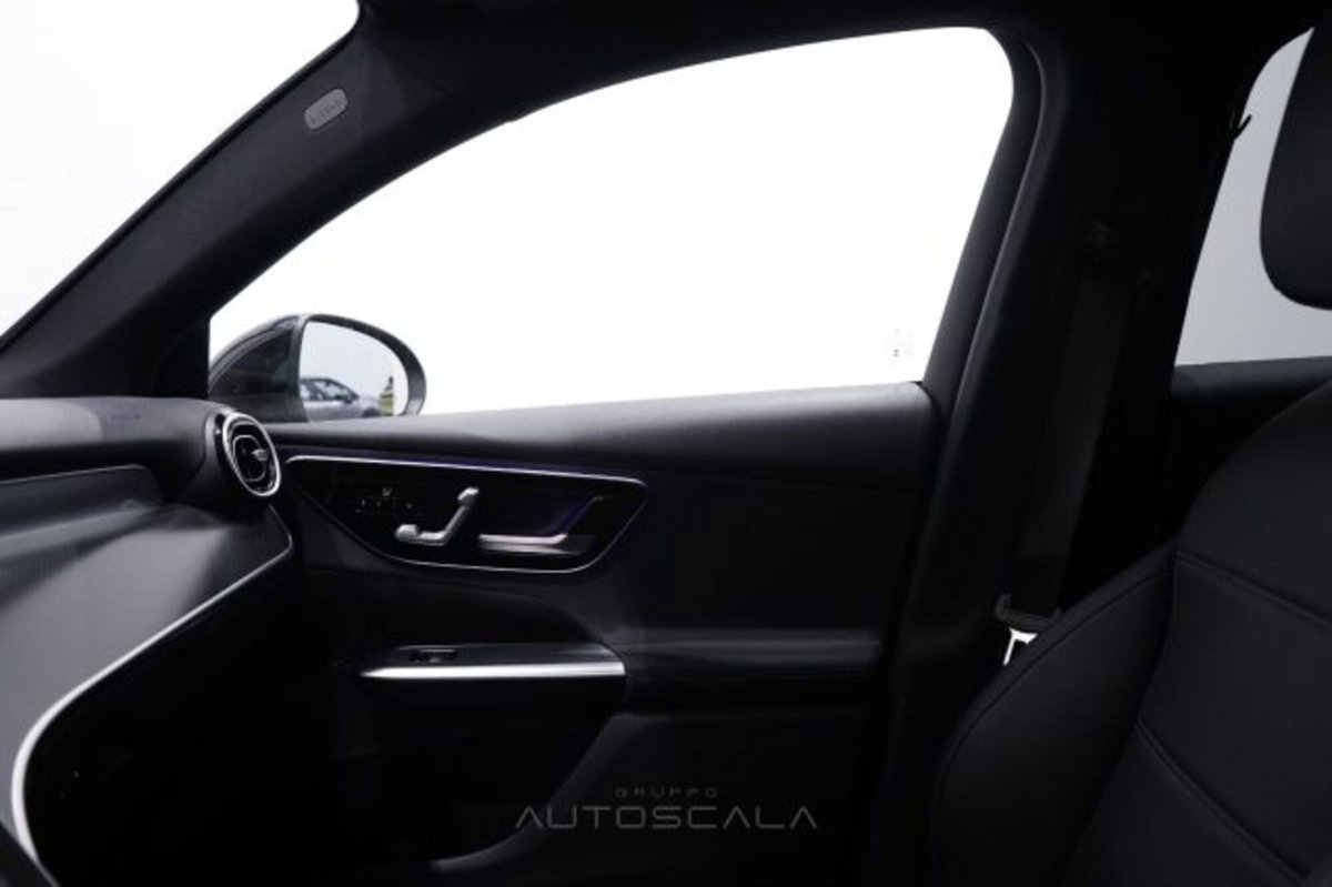 Mercedes-Benz GLC 220 d 4Matic Mild Hybrid AMG Advanced Plus (17)