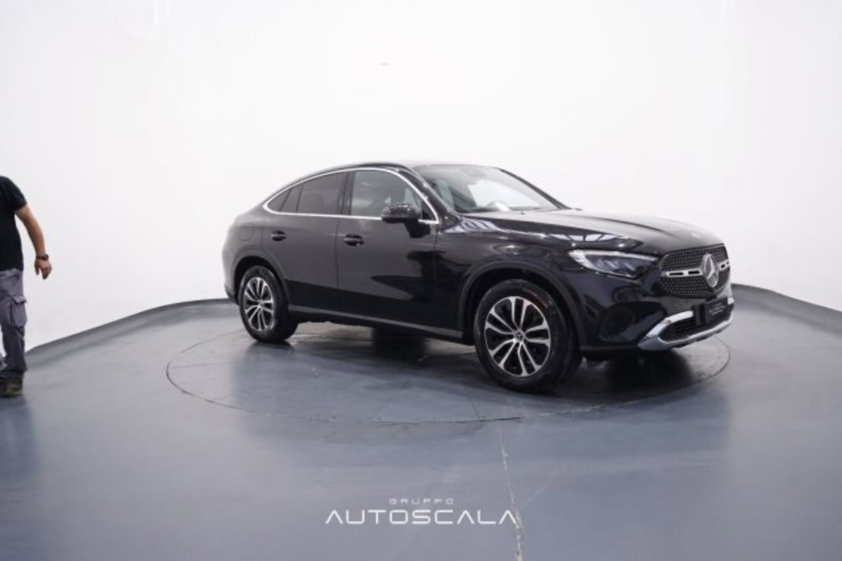 Mercedes-Benz GLC 220 d 4Matic Mild Hybrid AMG Advanced Plus (8)