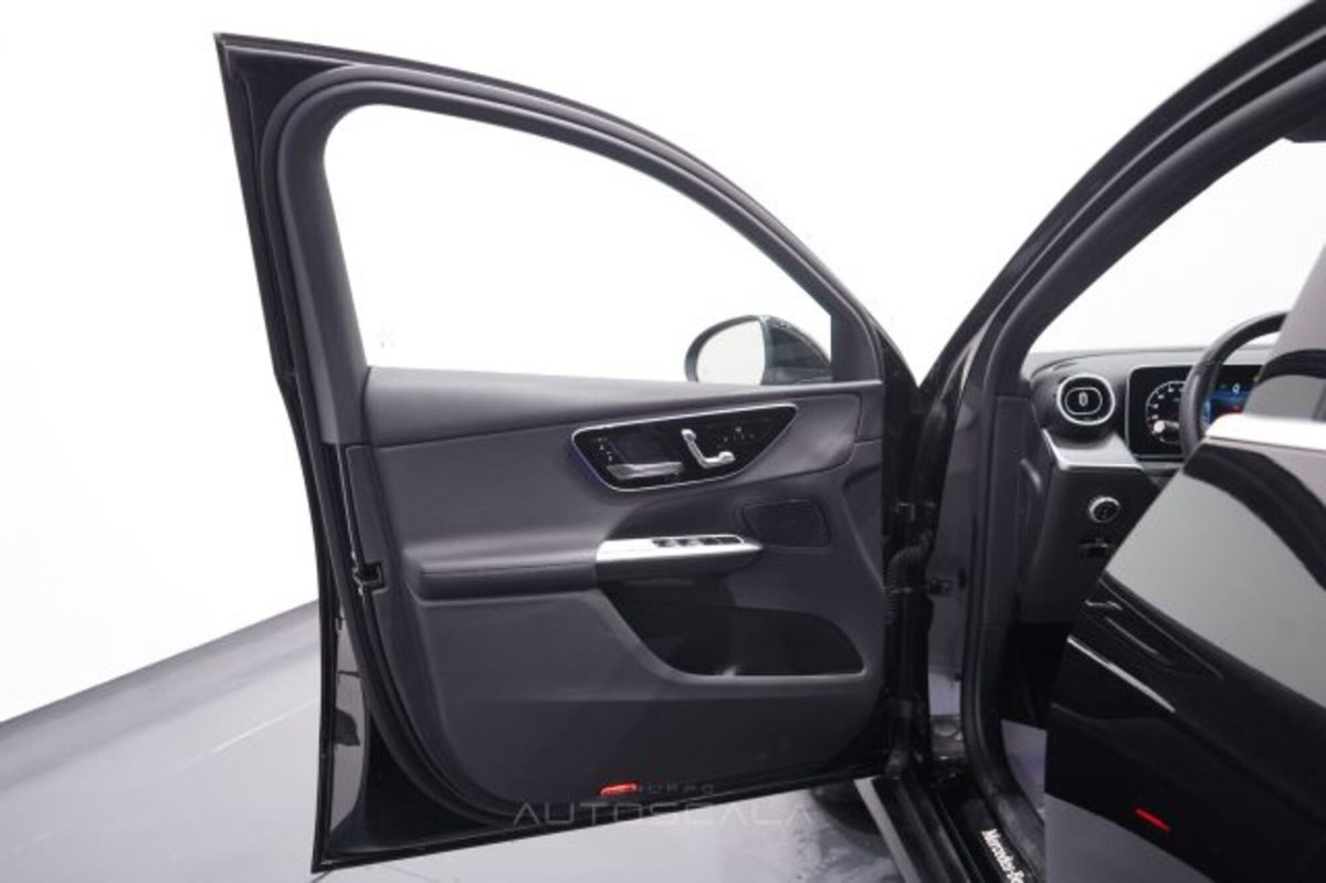 Mercedes-Benz GLC 220 d 4Matic Mild Hybrid AMG Advanced Plus (9)