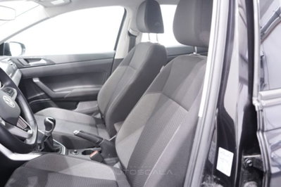 Volkswagen Polo 1.0 tsi Life 95cv (11)