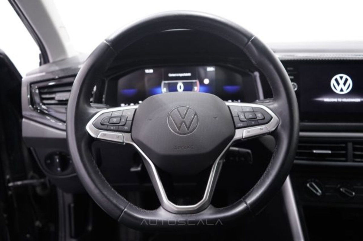 Volkswagen Polo 1.0 tsi Life 95cv (12)