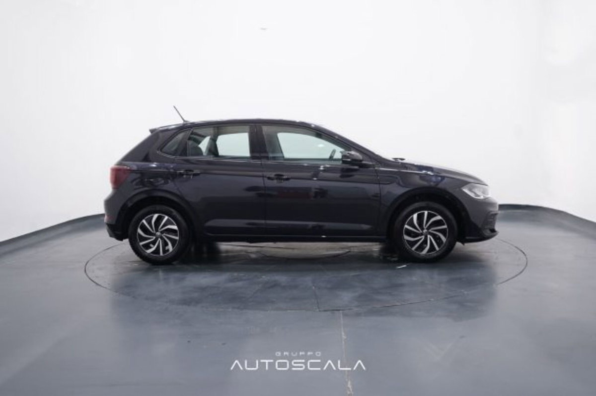 Volkswagen Polo 1.0 tsi Life 95cv (7)