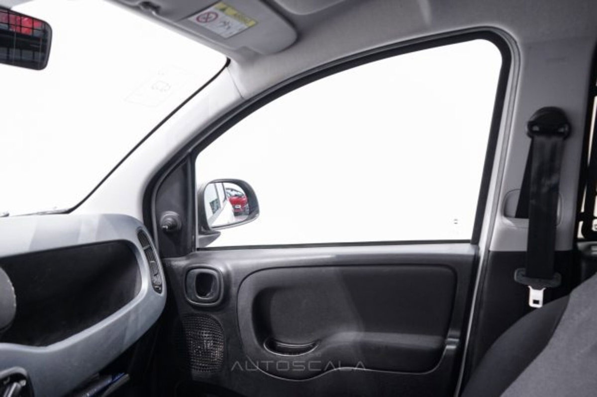 Fiat Panda 1.2 Pop Van 2 posti (11)