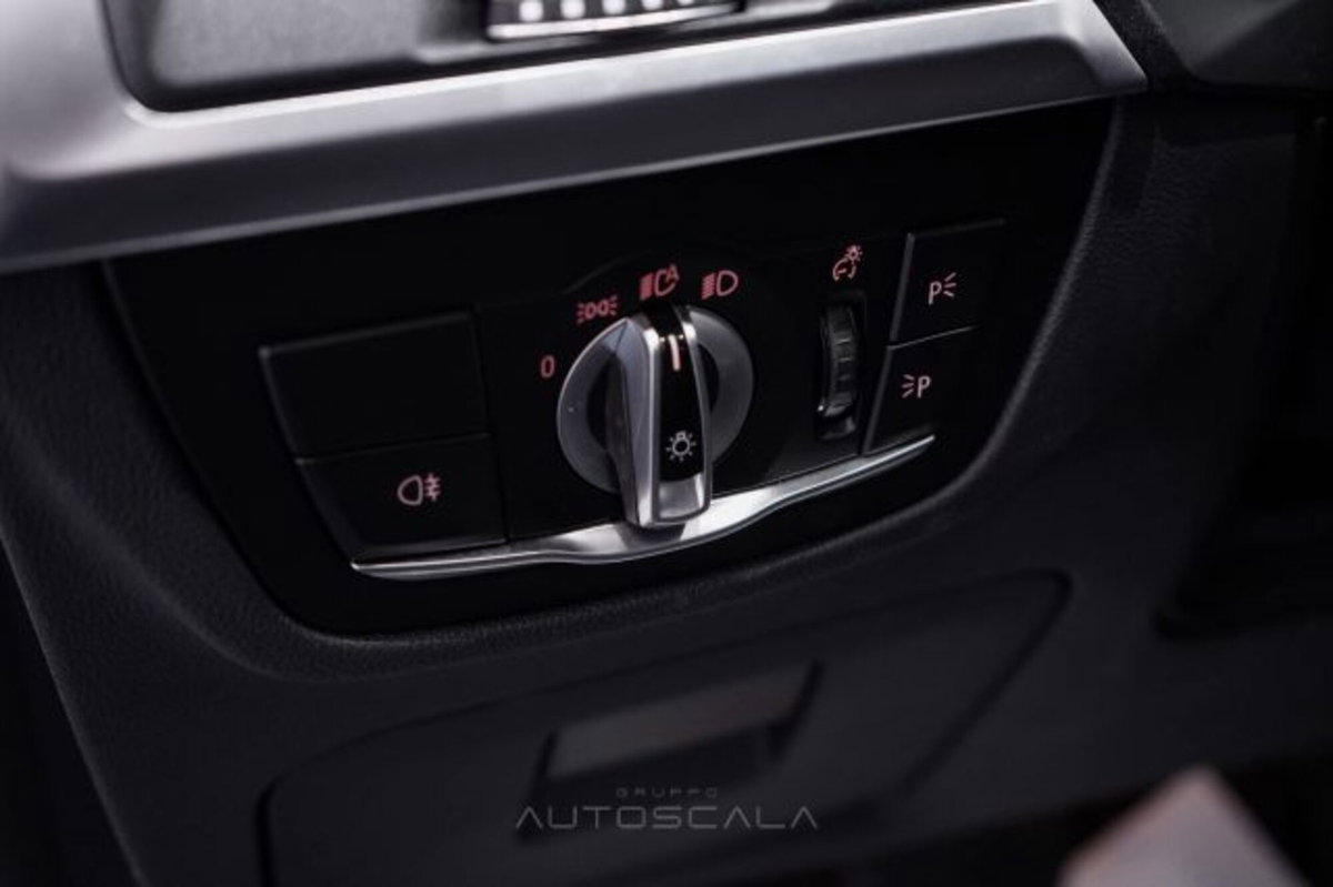 BMW X3 sDrive18d 48V xLine (11)