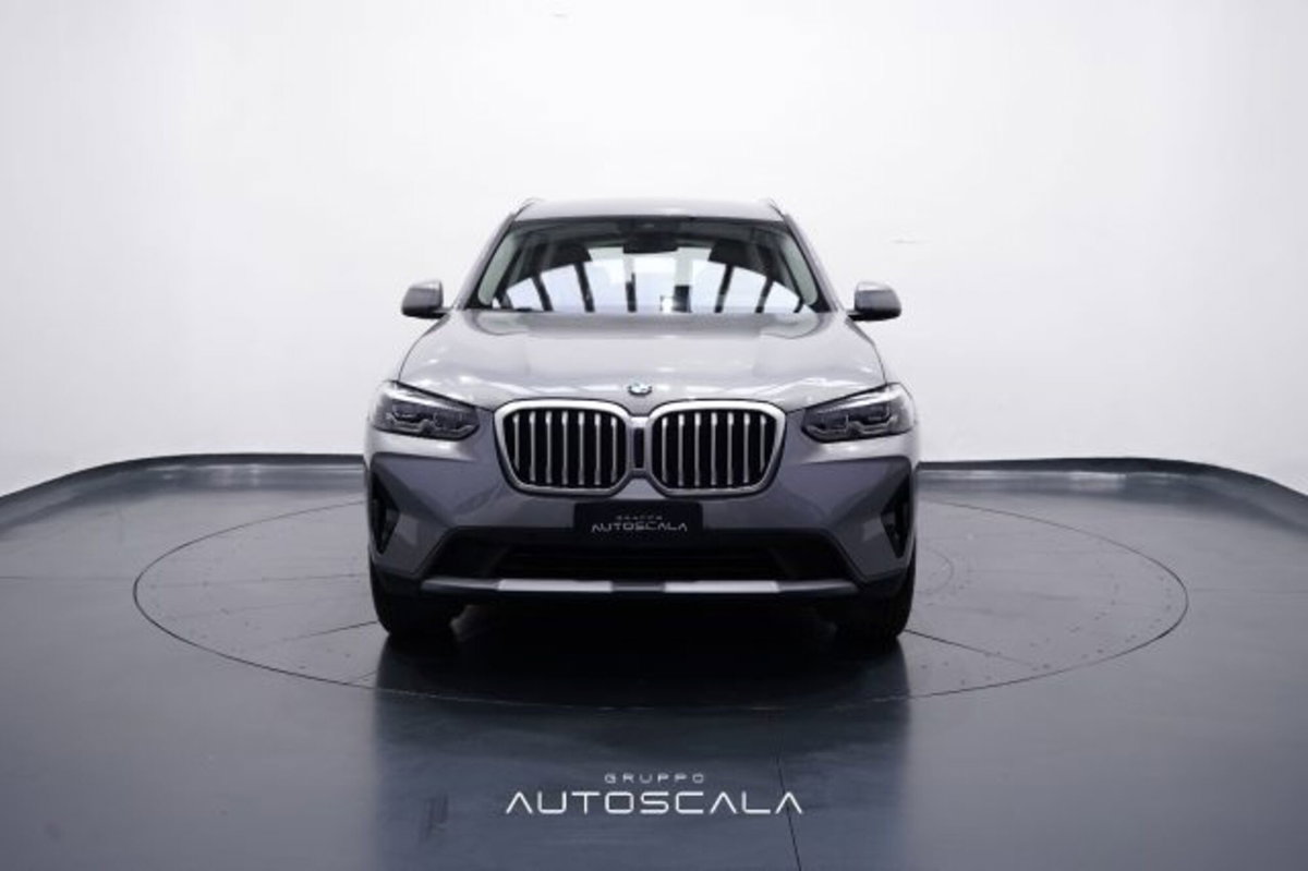 BMW X3 sDrive18d 48V xLine (2)