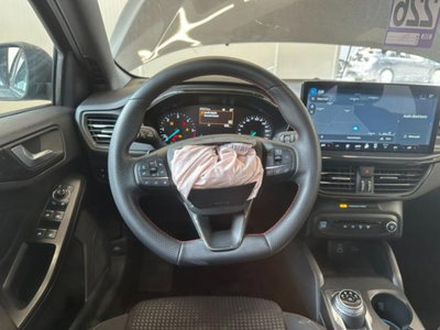 Ford Focus Station Wagon 1.5 EcoBlue 115 CV automatico SW ST-Line Design (16)