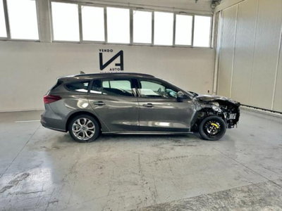Ford Focus Station Wagon 1.5 EcoBlue 115 CV automatico SW ST-Line Design (8)