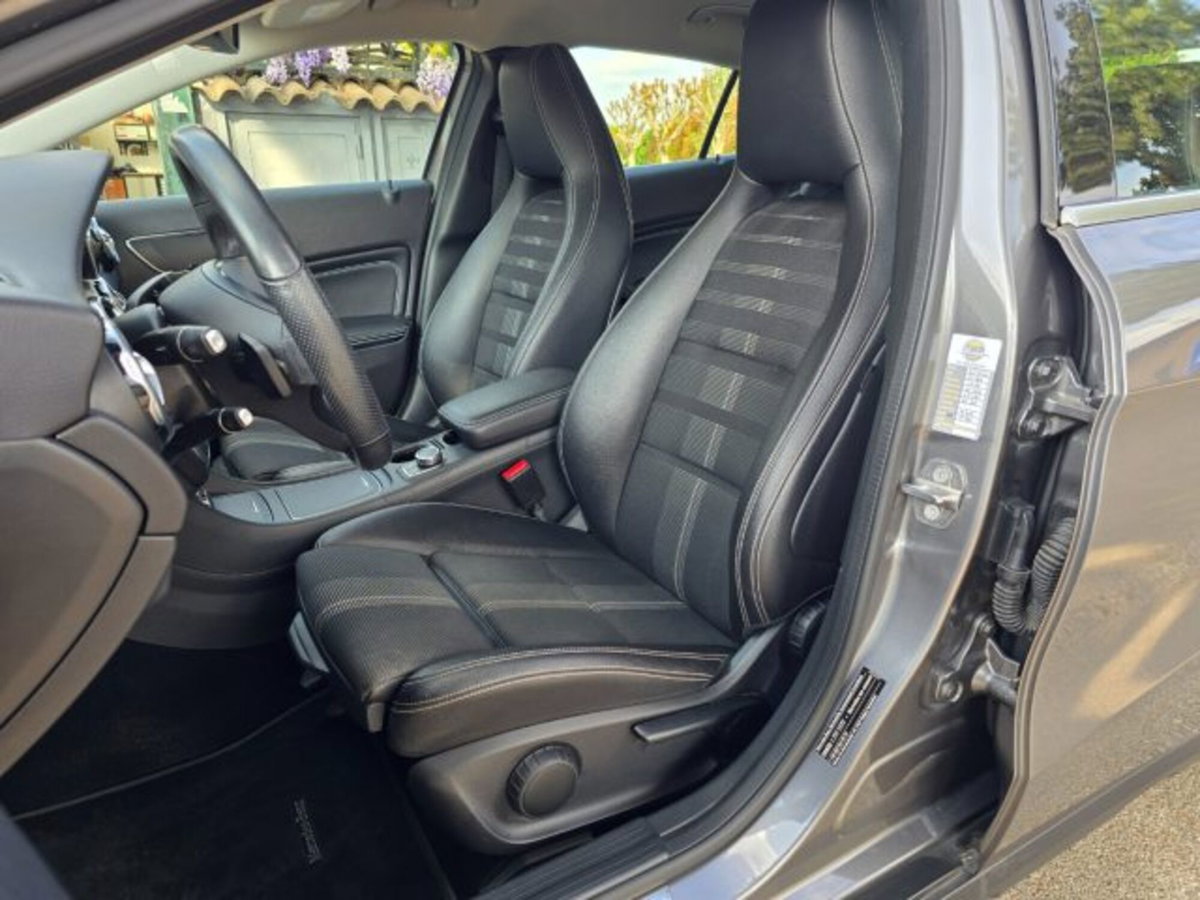 Mercedes-Benz GLA SUV 200 d Executive (6)