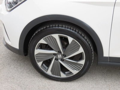SEAT Arona 1.0 TGI FR (5)