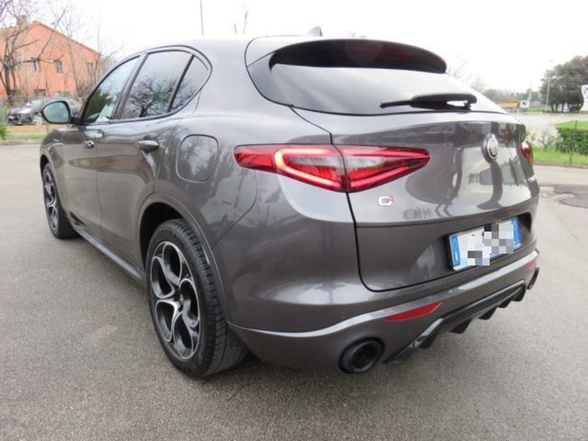 Alfa Romeo Stelvio Stelvio 2.0 Turbo 280 CV AT8 Q4 Veloce (3)