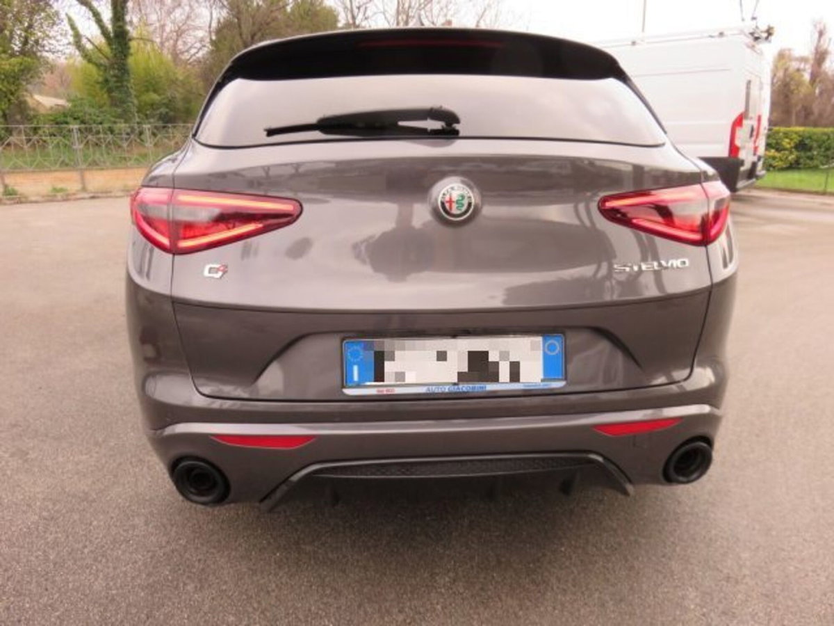 Alfa Romeo Stelvio Stelvio 2.0 Turbo 280 CV AT8 Q4 Veloce (4)