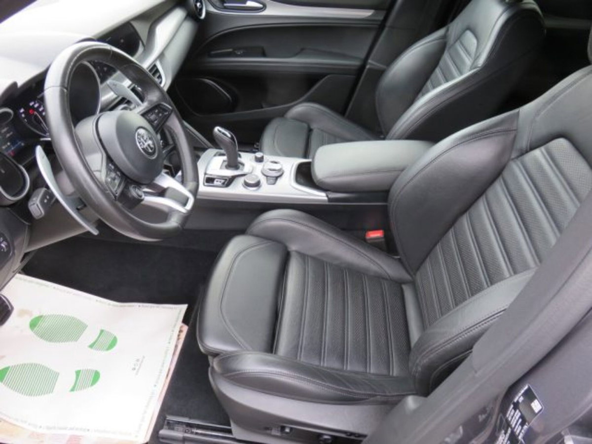 Alfa Romeo Stelvio Stelvio 2.0 Turbo 280 CV AT8 Q4 Veloce (6)