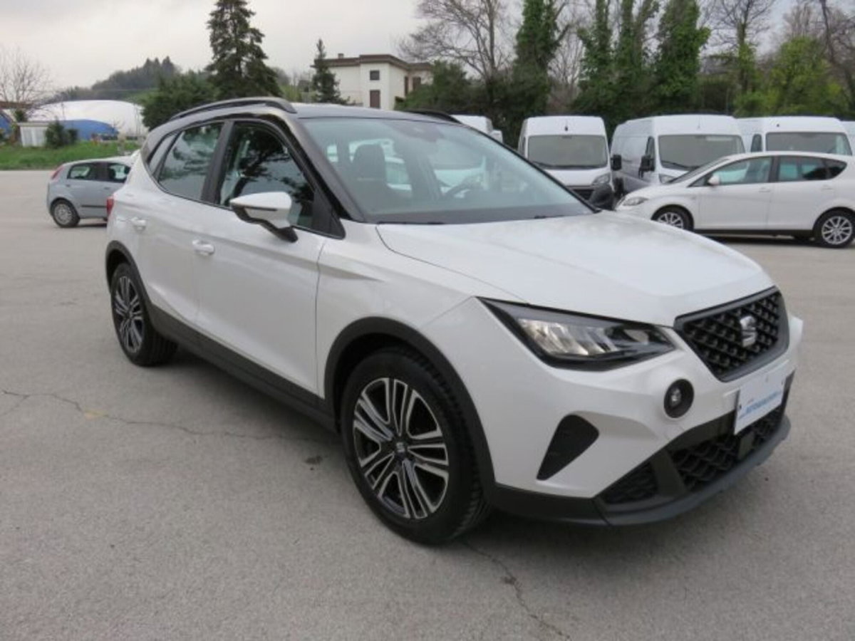 SEAT Arona 1.0 TGI Style (2)