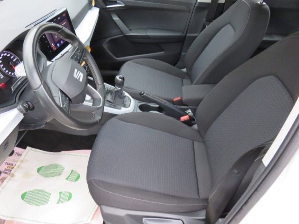 SEAT Arona 1.0 TGI Style (5)