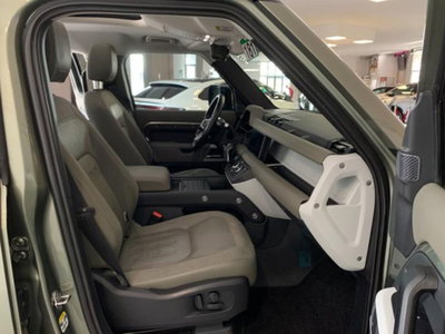 Land Rover Defender 110 2.0 SD4 240CV AWD Auto (12)