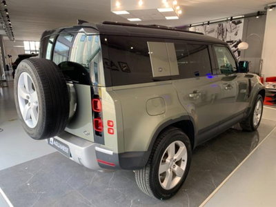 Land Rover Defender 110 2.0 SD4 240CV AWD Auto (4)