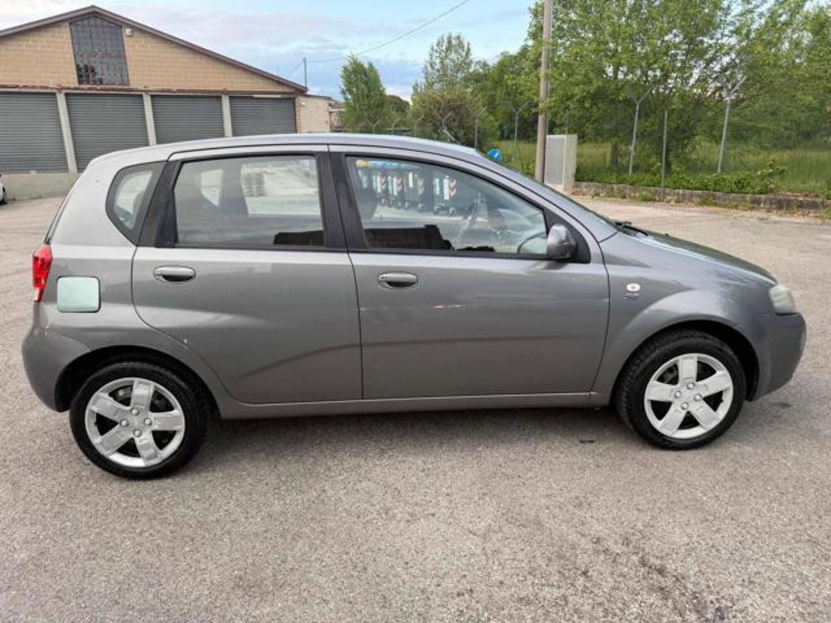 Chevrolet Kalos 1.2 5 porte SX (11)