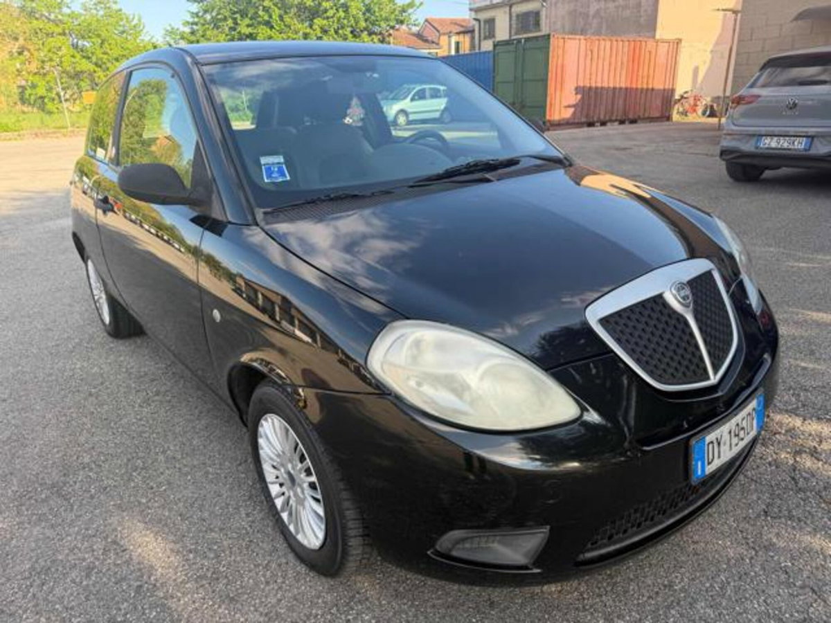 Lancia Ypsilon 1.4 Platino Ecochic GPL (10)
