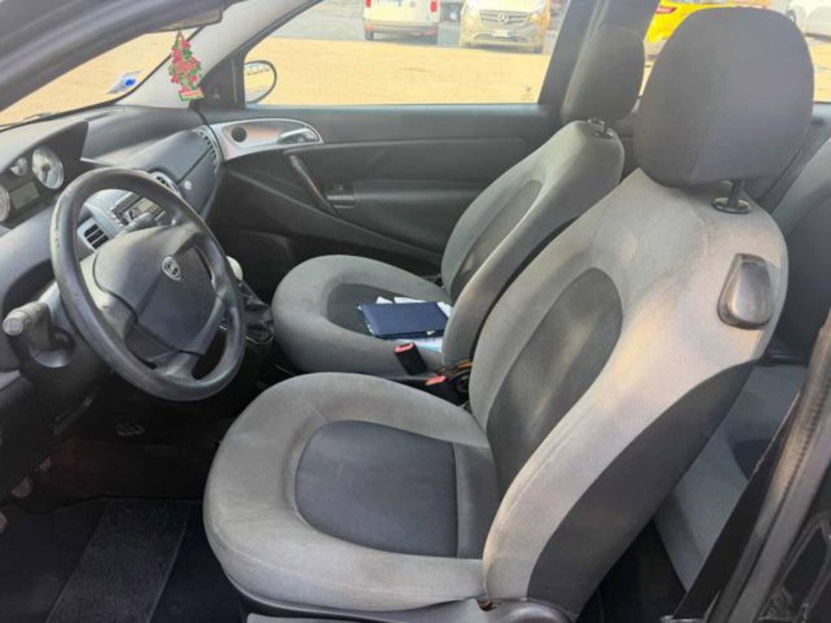 Lancia Ypsilon 1.4 Platino Ecochic GPL (12)