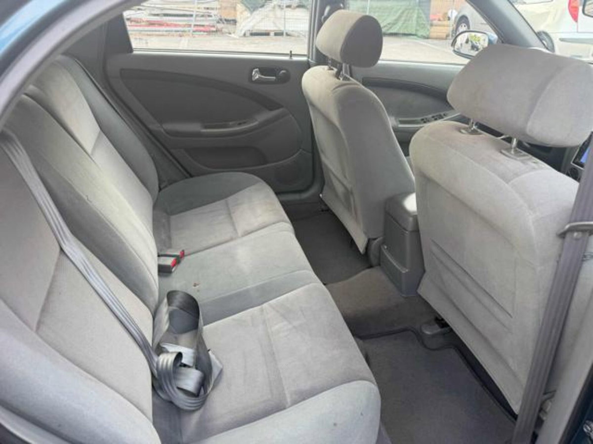 Chevrolet Lacetti 2.0 TCDi 16V 5 porte SX Leather (10)