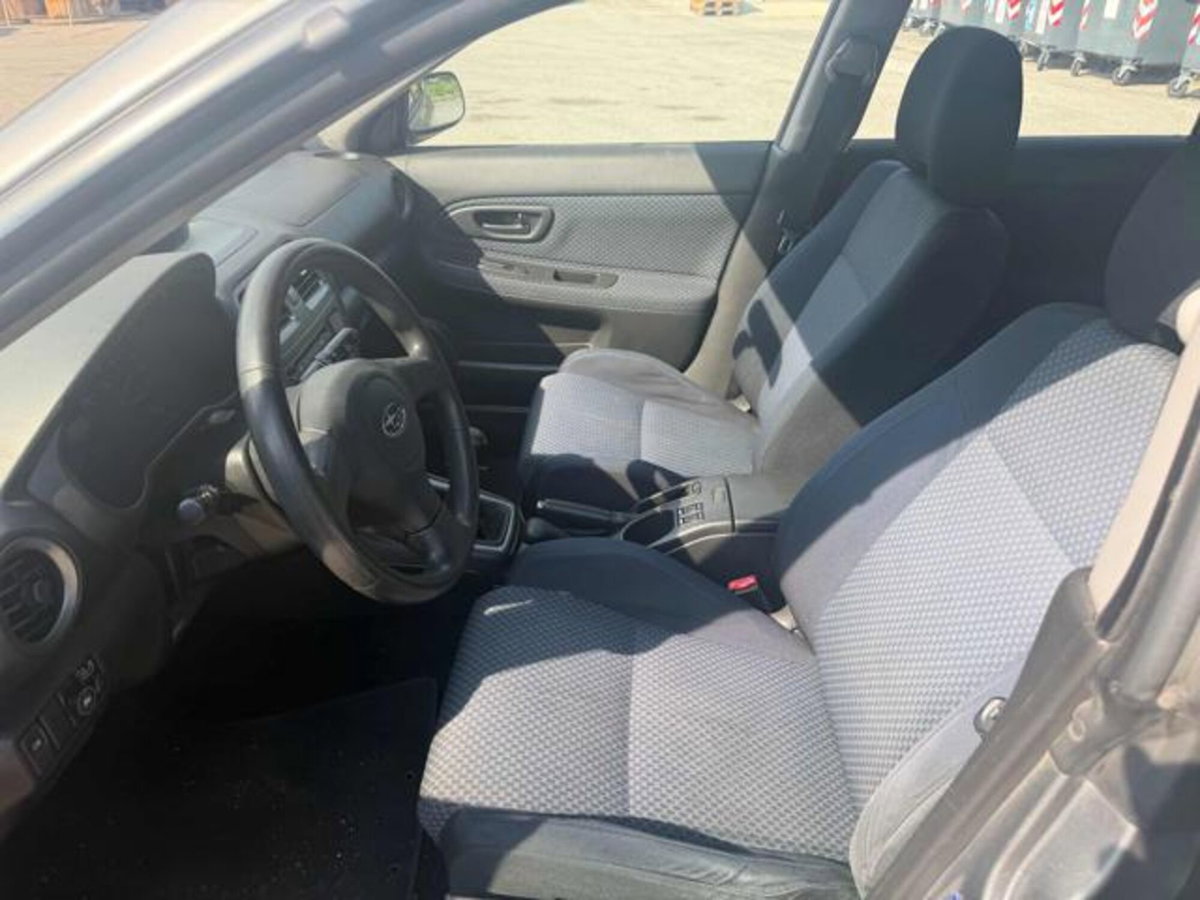 Subaru Impreza Station Wagon 1.5R 16V cat Sport Wagon AT (9)