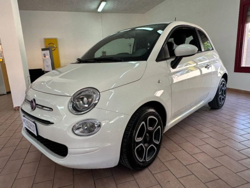 Fiat 500 1.0 Hybrid Red