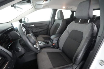 Nissan Qashqai 1.3 mhev N-Connecta 2wd 140cv (10)
