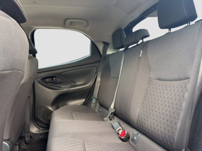 Toyota Yaris 1.0 5 porte Trend (10)
