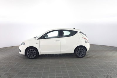 Lancia Ypsilon 1.0 FireFly 5 porte S&S Hybrid Gold Plus (7)