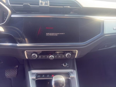 Audi Q3 Sportback 35 2.0 tdi Identity Black s-tronic (14)