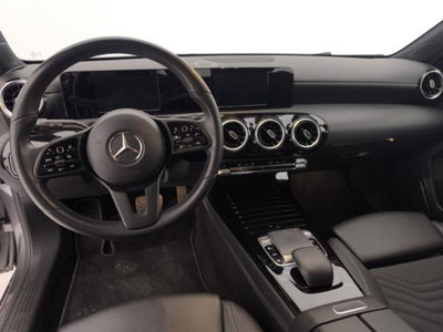 Mercedes-Benz Classe A Sedan 180 d 4p. Business (12)