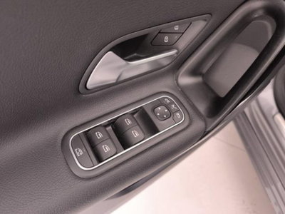 Mercedes-Benz Classe A Sedan 180 d 4p. Business (20)