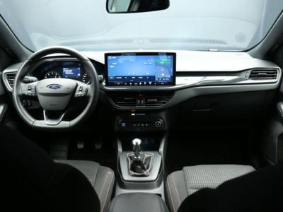 Ford Focus Station Wagon 1.0 EcoBoost Hybrid 125 CV SW ST-Line (11)