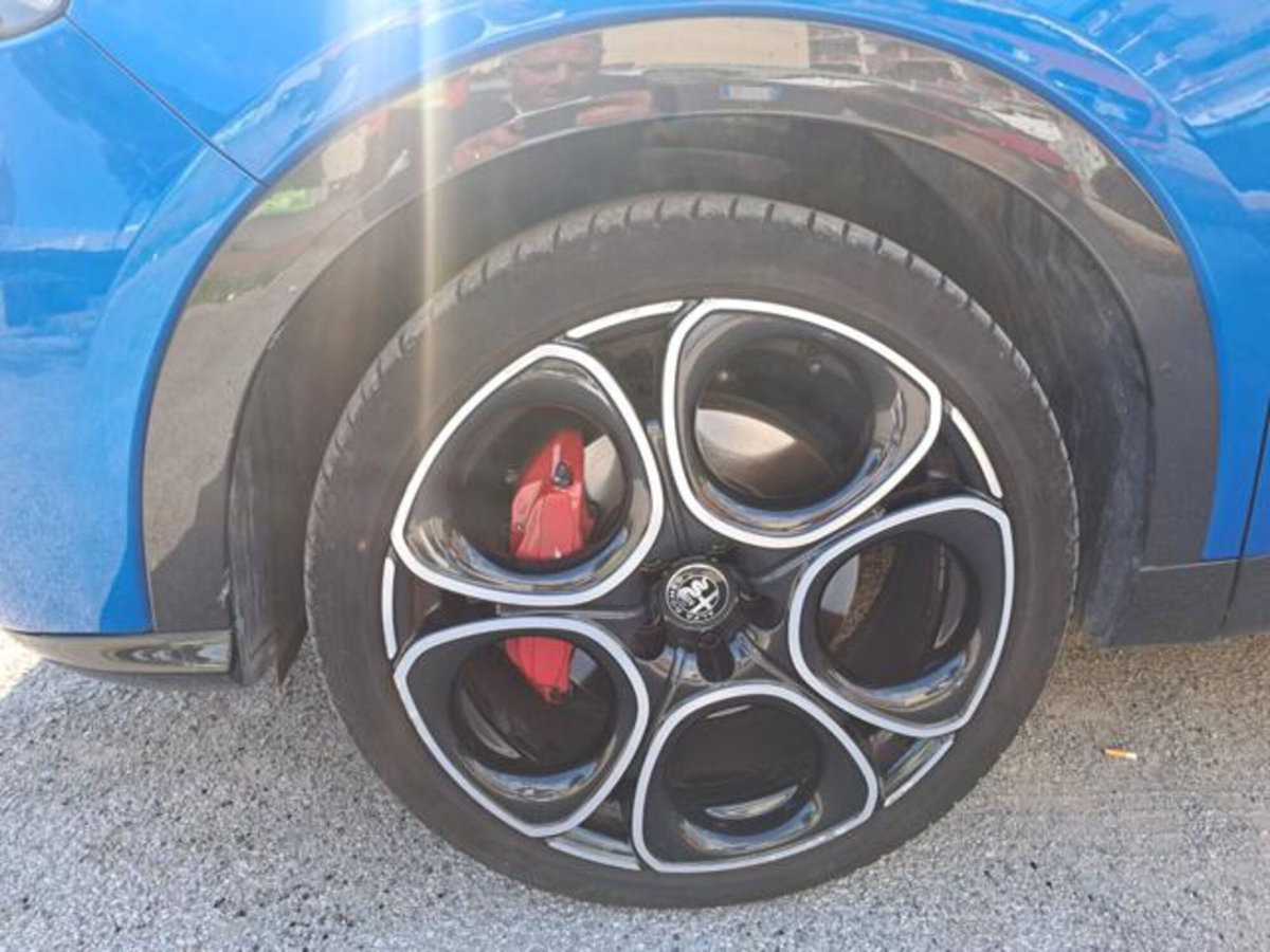 Alfa Romeo Tonale Tonale 1.5 160 CV MHEV TCT7 Edizione Speciale (19)