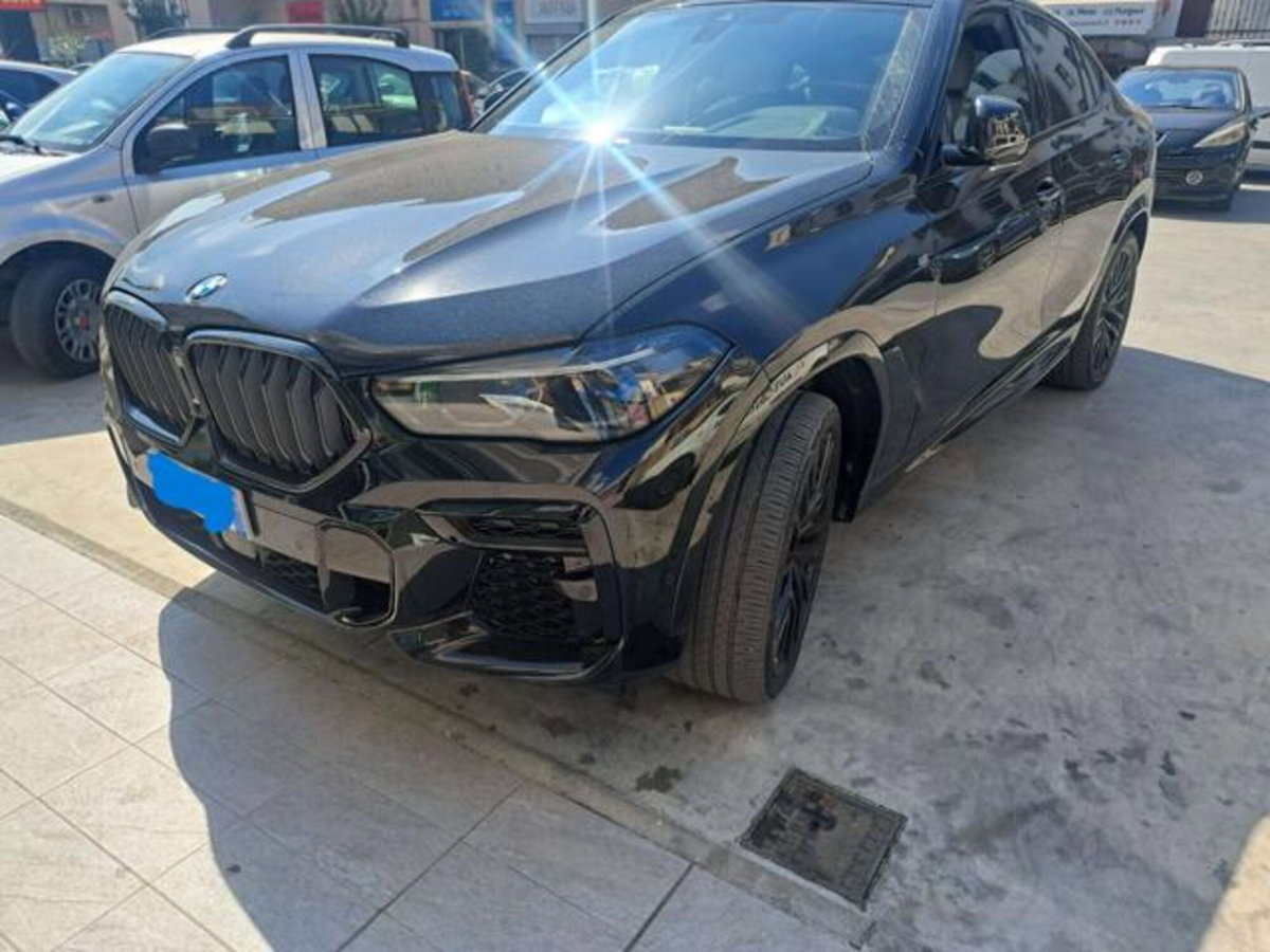 BMW X6 xDrive40d 48V Msport (2)