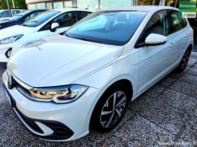 Volkswagen Polo 1.0 tsi Life 95cv (2)