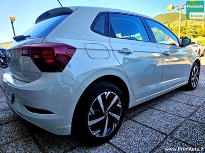 Volkswagen Polo 1.0 tsi Life 95cv (9)