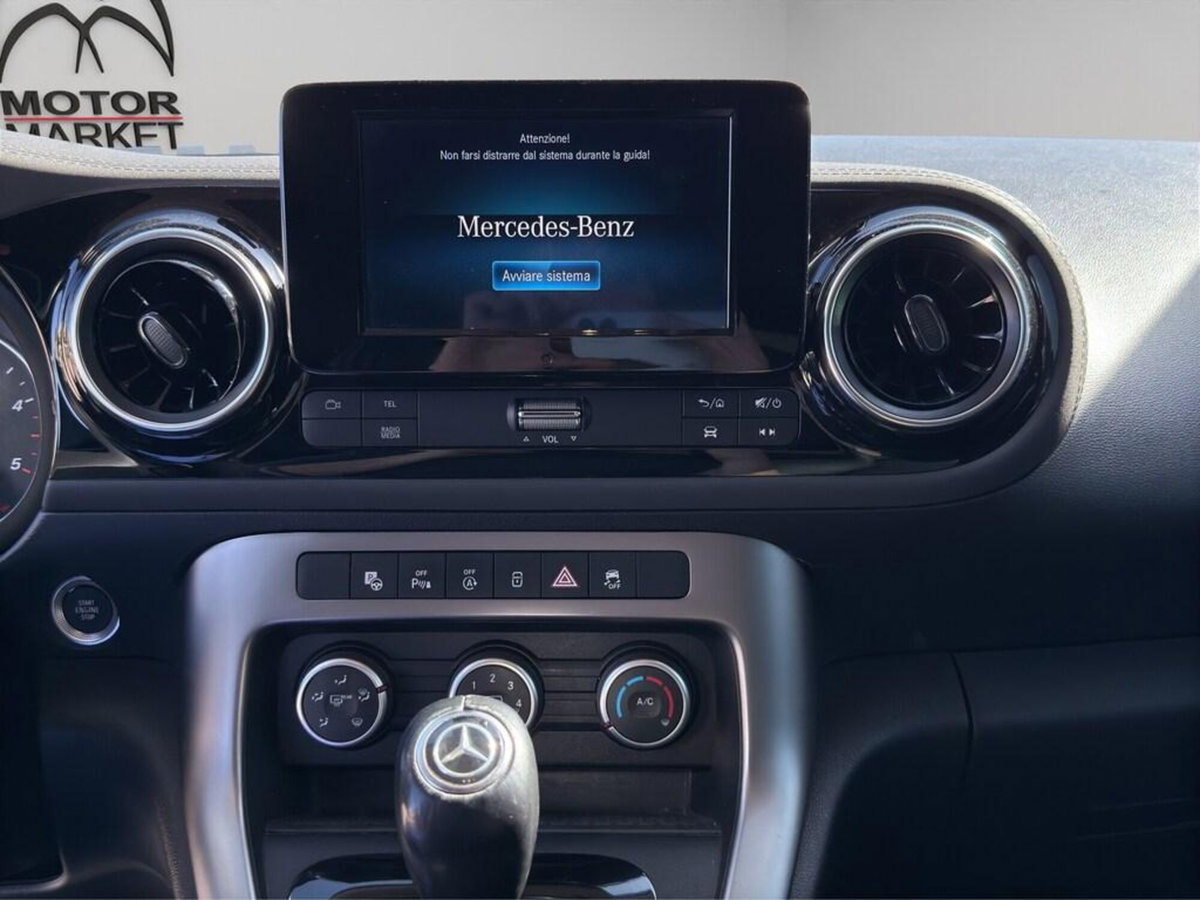 Mercedes-Benz Classe T T Long 180d Premium auto (12)