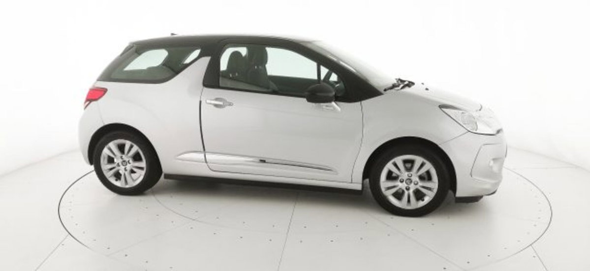 Ds DS 3 Coupé DS 3 1.4 HDi 70 Chic QR (19)