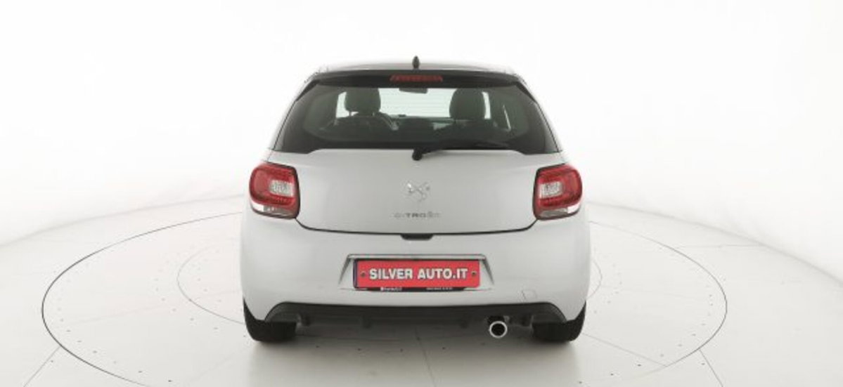 Ds DS 3 Coupé DS 3 1.4 HDi 70 Chic QR (6)