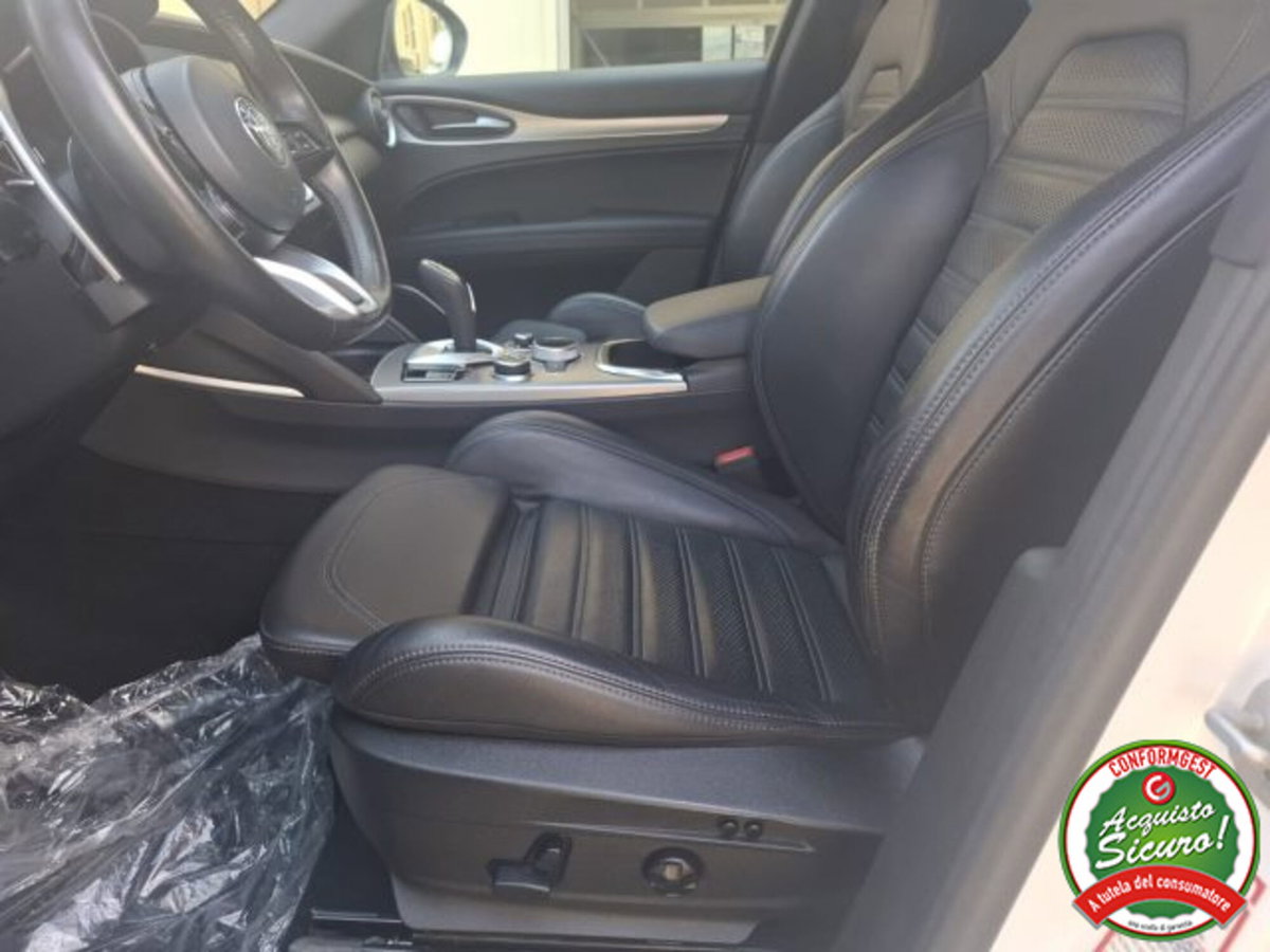 Alfa Romeo Stelvio Stelvio 2.2 Turbodiesel 210 CV AT8 Q4 Veloce (8)